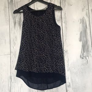 Sleeveless blouse